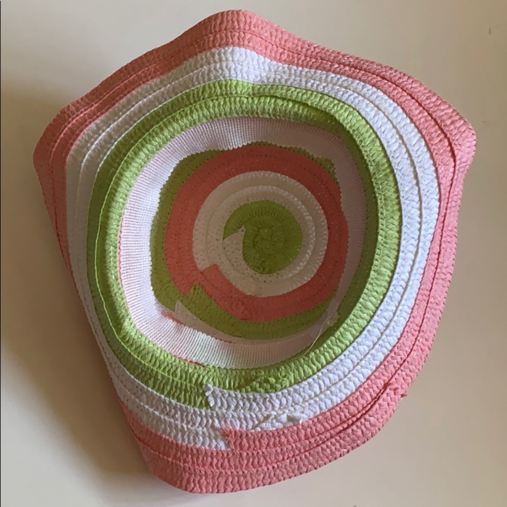 Kids hat, new - Picture 2 of 3